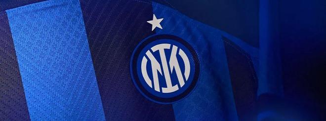 林良铭庆祝足协杯夺冠：冠军终归北京，国安是冠军！